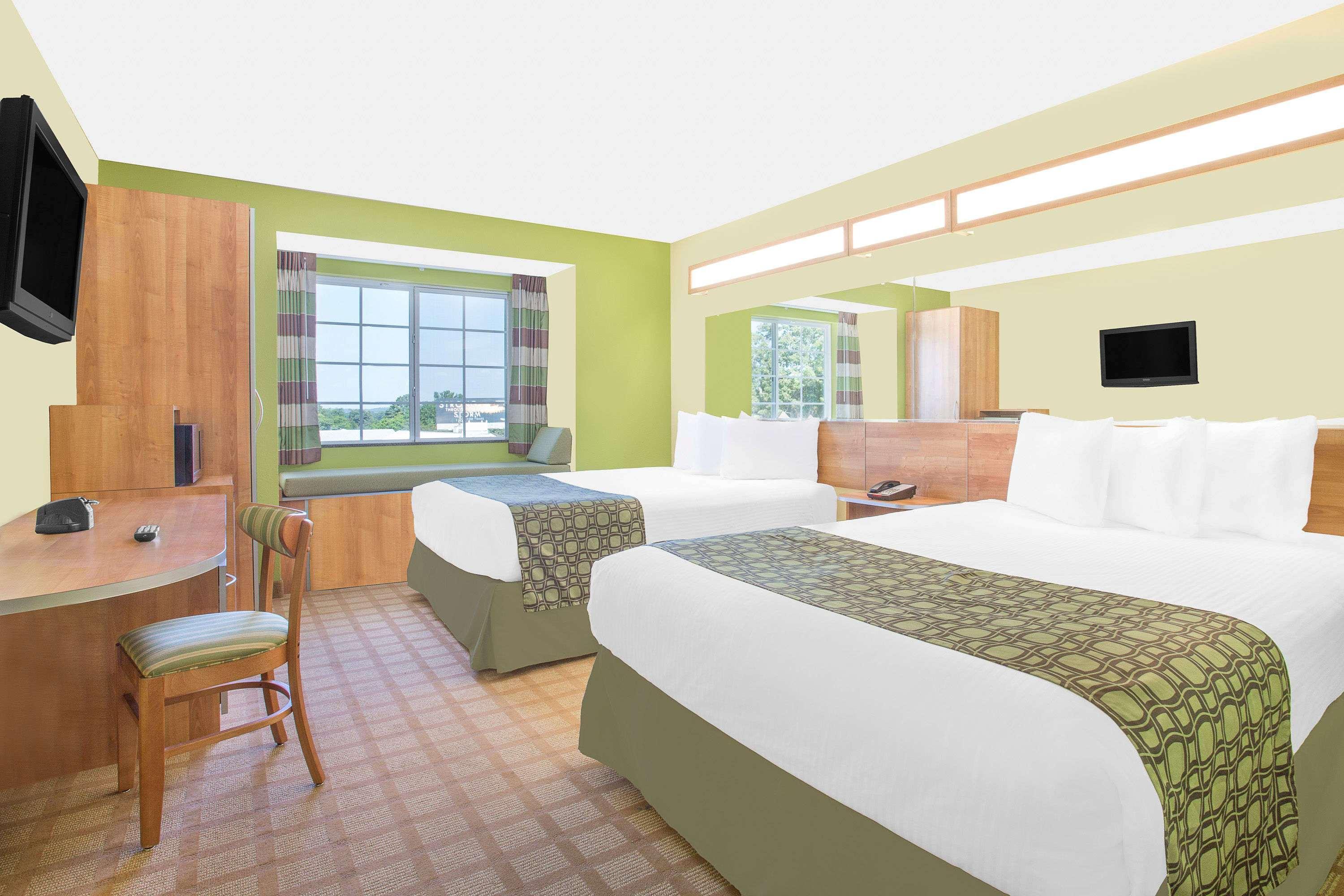 Microtel Inn & Suites By Wyndham Tuscumbia/Muscle Shoals Buitenkant foto
